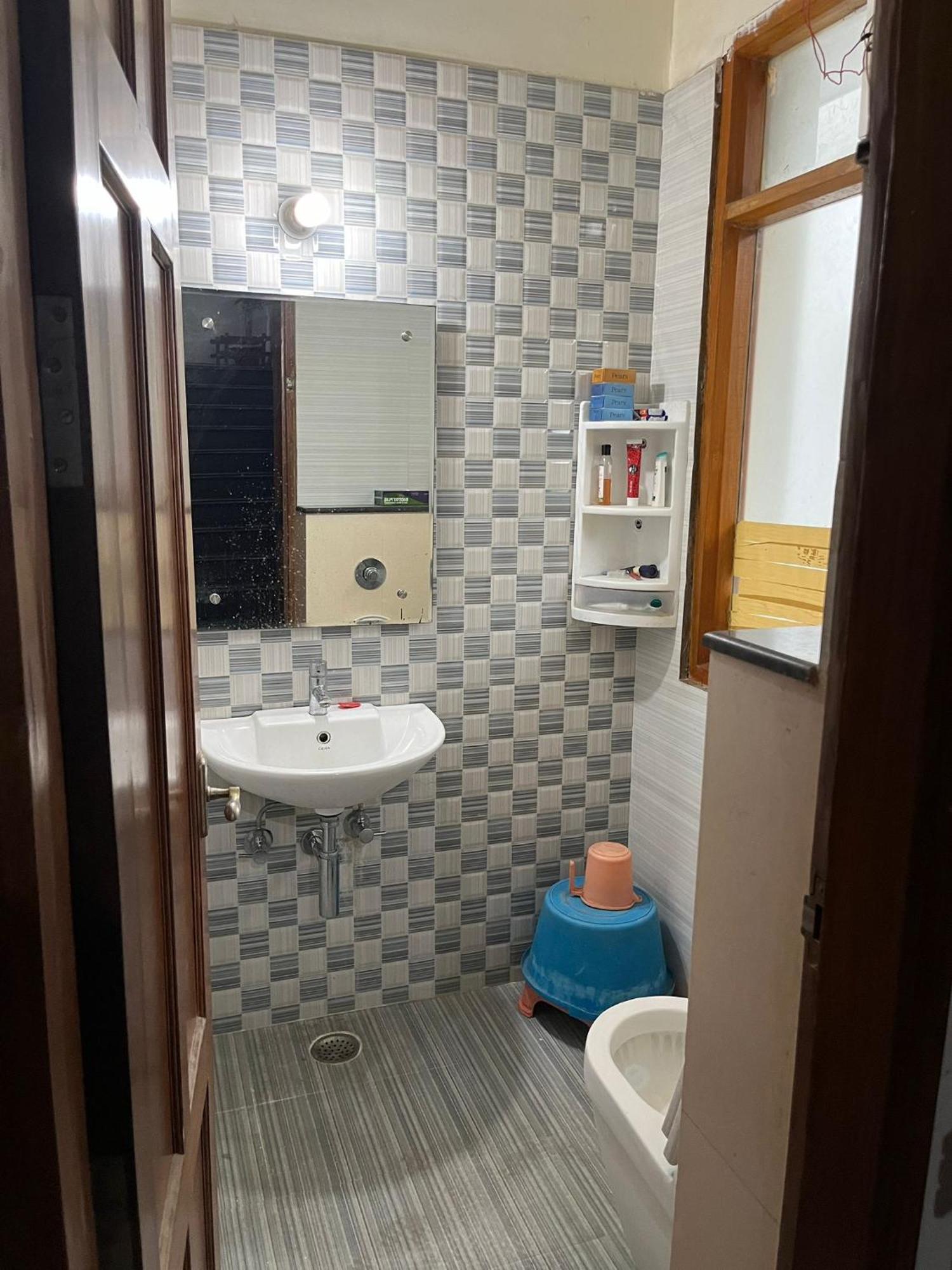 Hl Grand Hotel Lakhnau Kültér fotó